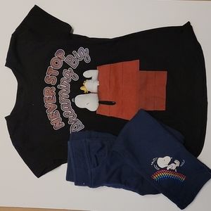 Peanuts short sleeve shirt(size 6/6x) sweat pants(size 6) Snoopy.